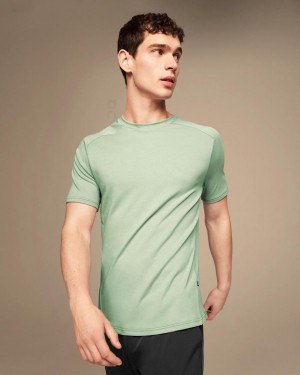 Turquoise On Focus-T Men's T-shirts | USA_ON8850