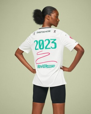 White On Performance-T Light Distance Women's T-shirts | USA_ON8998