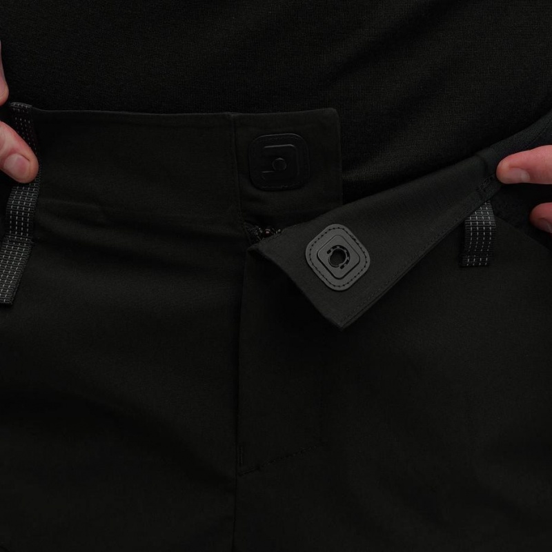 Black On Explorer Men's Shorts | USA_ON8626