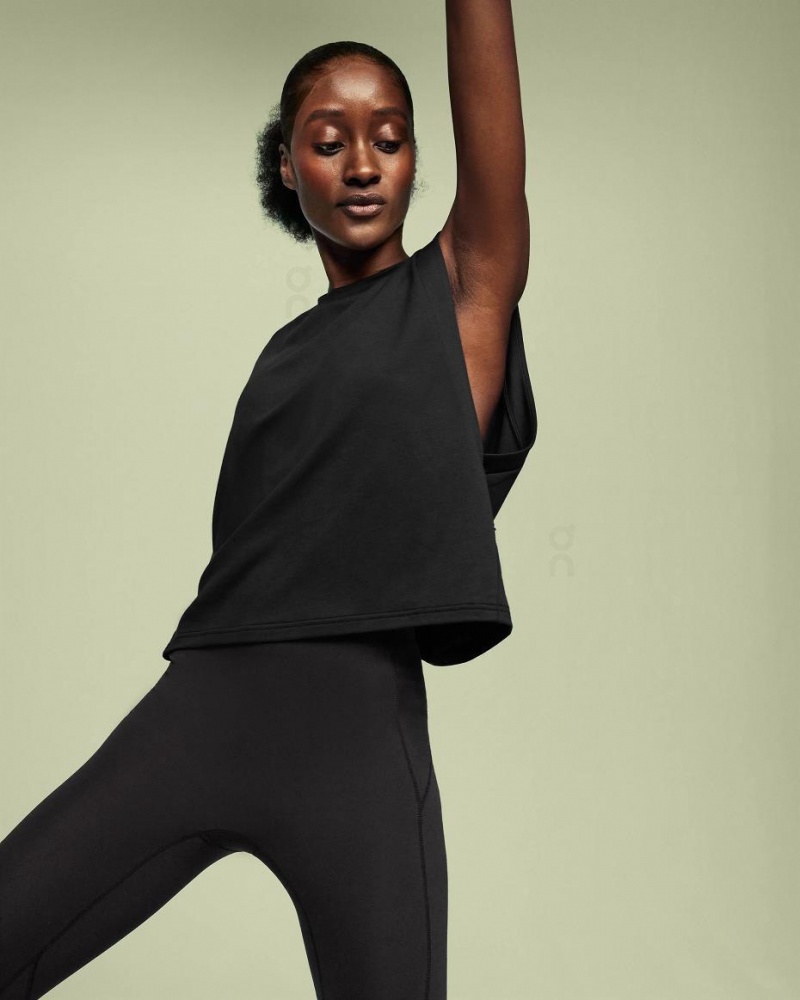Black On Focus Crop Women's Tank | USA_ON8053