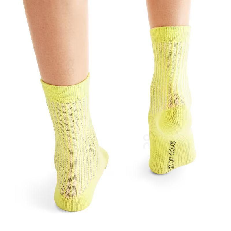 Blue / White / Yellow On Logo 3-Pack Men's Socks | USA_ON8610