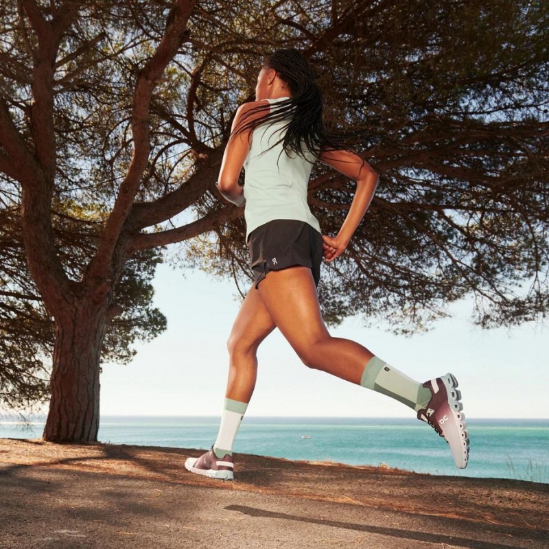 Burgundy On Cloudflow Women's Road Running Shoes | USA_ON8847