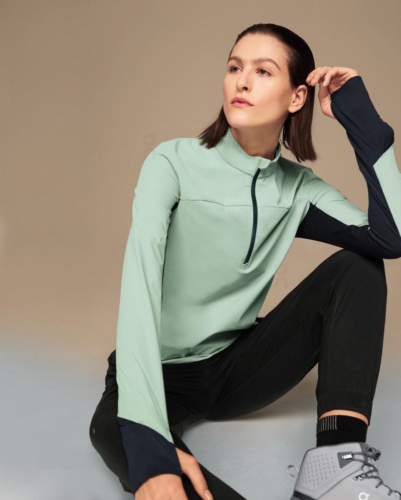 Green On Trail Breaker Women's T-shirts | USA_ON8035