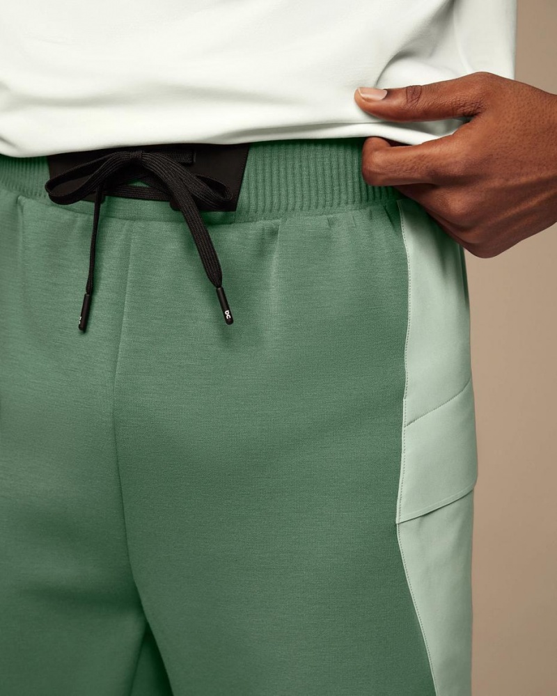 Olive On Movement Men's Shorts | USA_ON8038