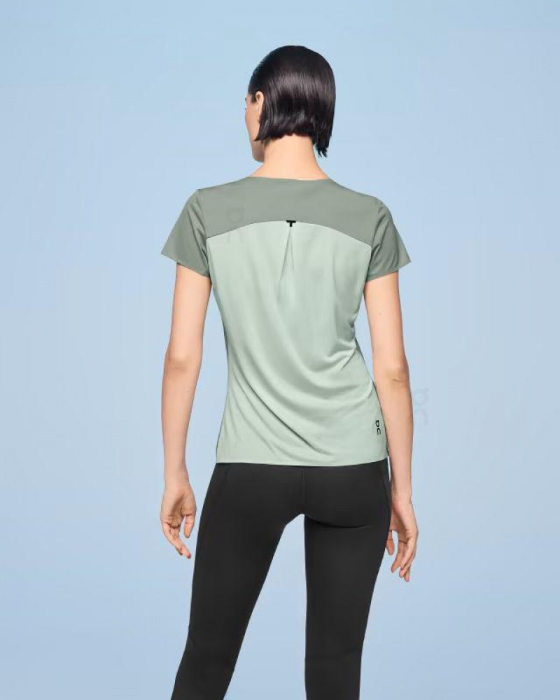 Olive On Performance-T Women's T-shirts | USA_ON9018