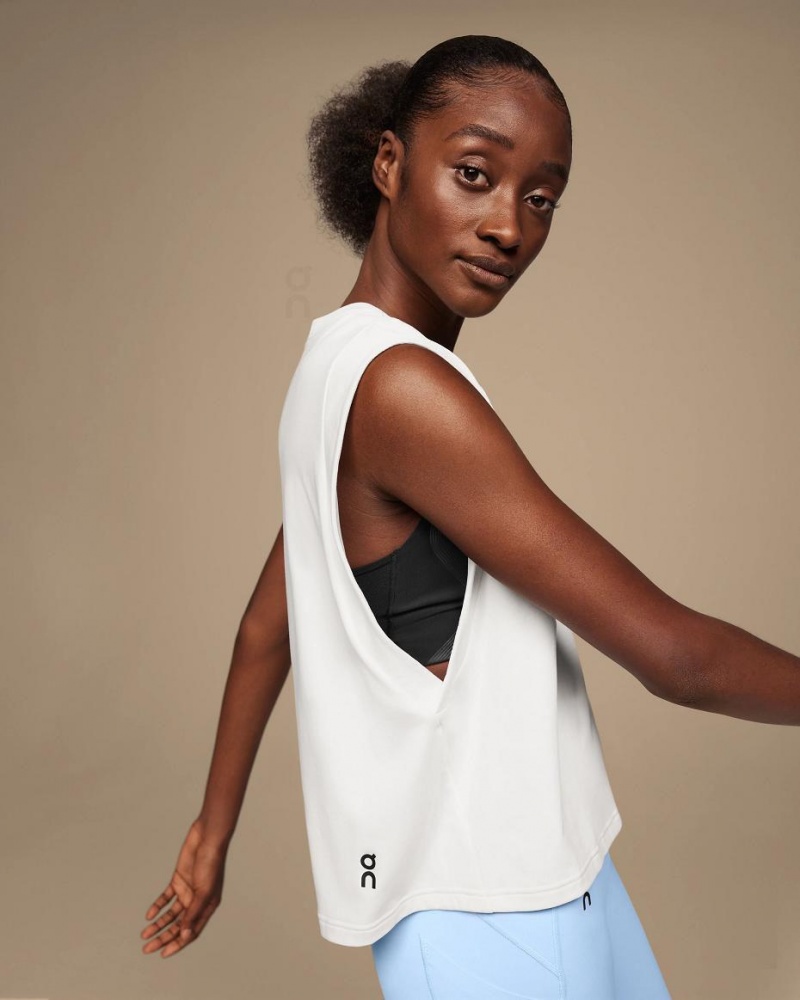 White On Focus Crop Women's Tank | USA_ON8582