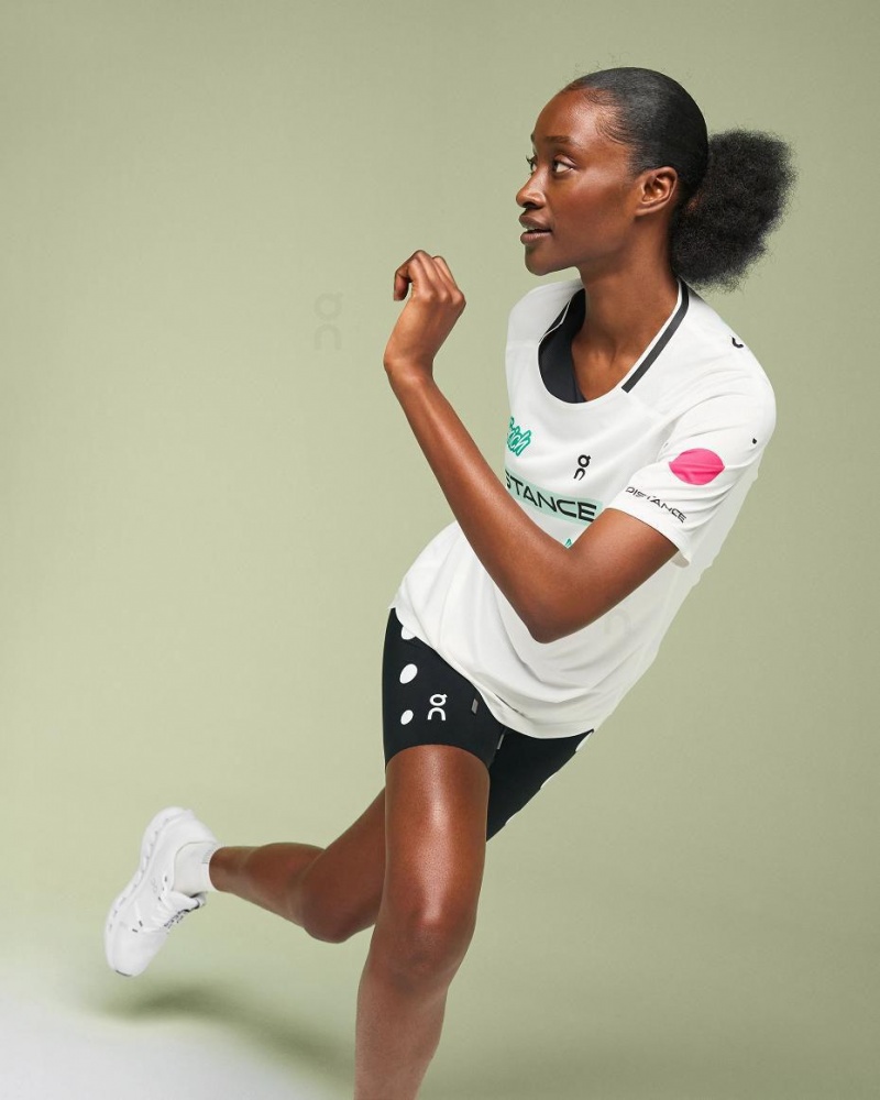White On Performance-T Light Distance Women's T-shirts | USA_ON8998