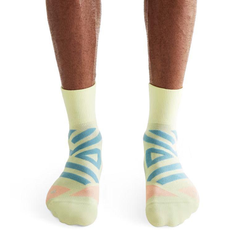 Yellow On Performance Mid Women's Socks | USA_ON8851